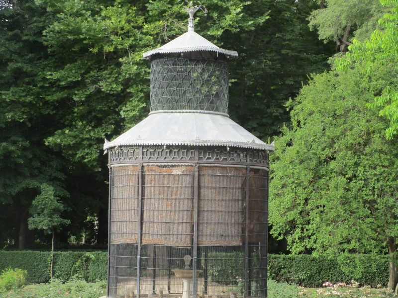 Aranjuez. Una palomera, aún situada en medio de una zona de parterres que fue huerta en el siglo XVII. Las palomeras servían como fuente de fertilizante natural.